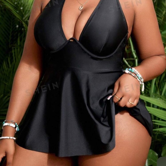 Plus Size Halter Neck Swim Dress - Picture 2 of 7